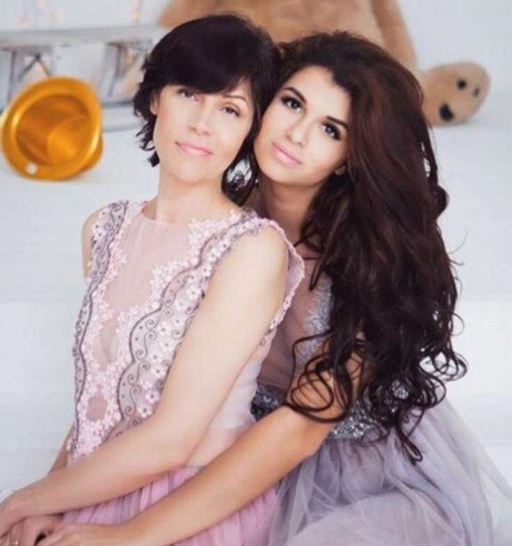 Фотографии Алианы Устиненко