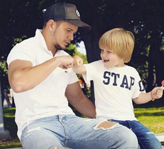 Гусев готов отказаться от собственного сына ради денег?