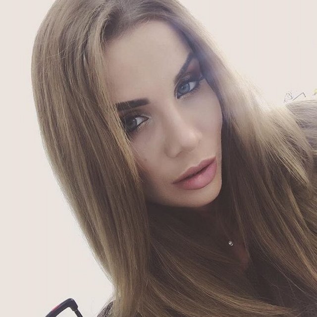 Александра Гозиас: Никогда не отказывайте в помощи!