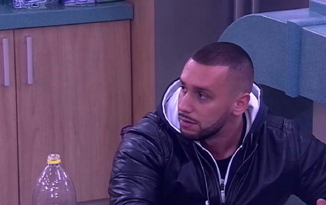 Мнение: Зачем родственники «топят» Кучерова?