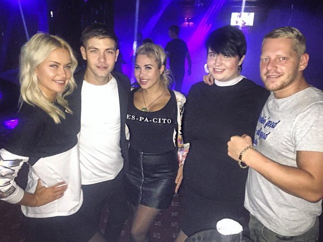 Фото с праздничной вечеринки в честь Иосифа Оганесяна