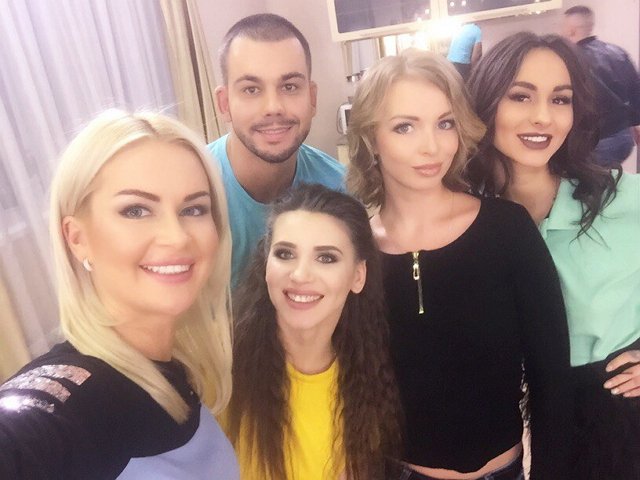 Фото с ток-шоу (6.11.2017)