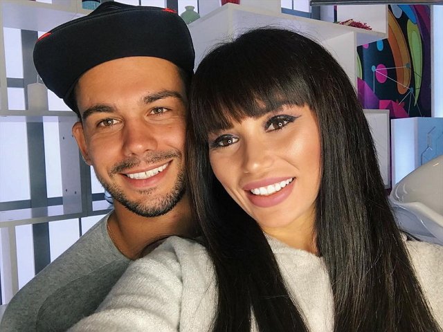 Лилия Четрару поставила бойфренду жесткие условия