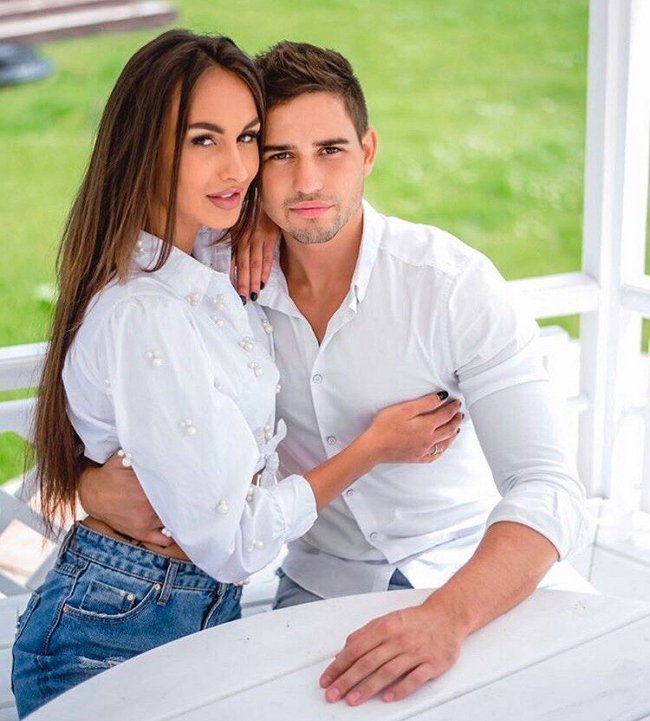 Захар Саленко распрощался с Валерией Фрост