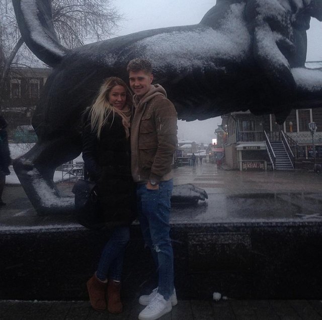 За какие качества участников берут на Дом-2?