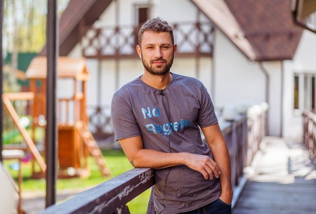 Никита Кузнецов осудил «публичный роман» Кохно и Дмитренко