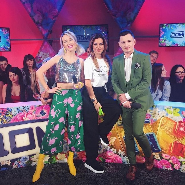  Фото с ток-шоу (12.11.2017)