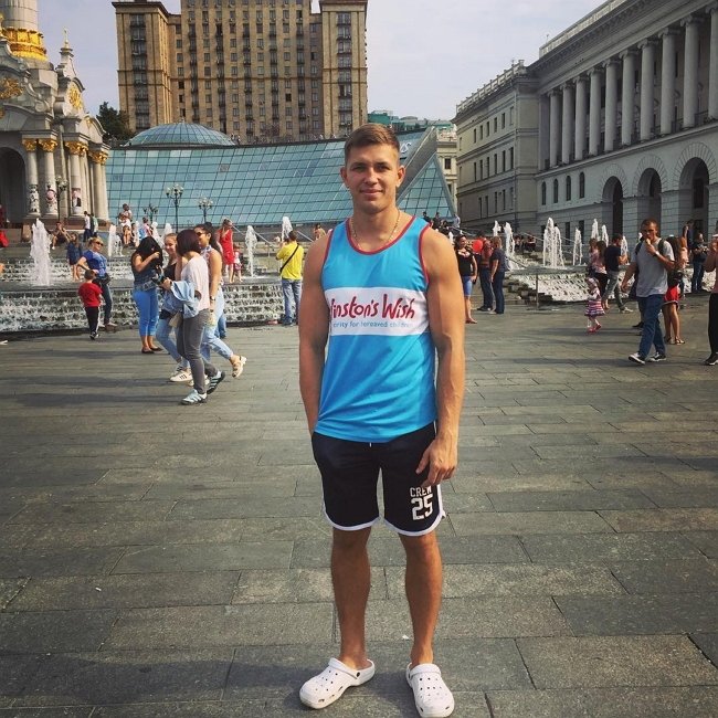 С Дома-2 ушли сразу два парня