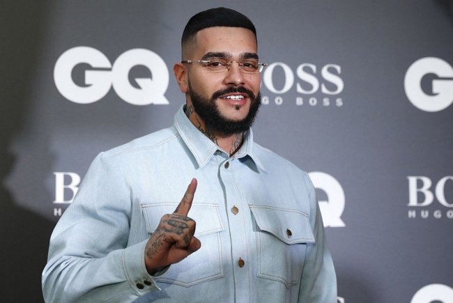 Тимати не «герой романа» для Виктории Романец