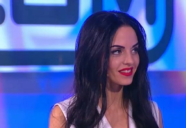 Мнение: Ефременковой ищут партнера?