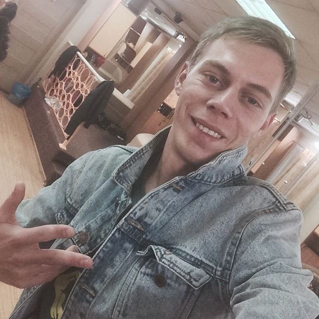 Виталий Альперович ждёт девушек на кастинг