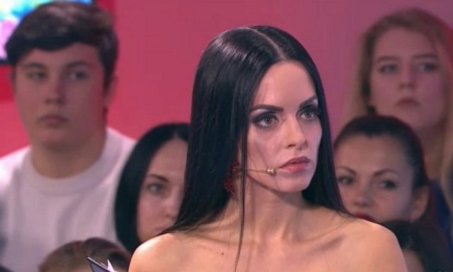 Мнение: Ефременковой предстоит «сложный» выбор?