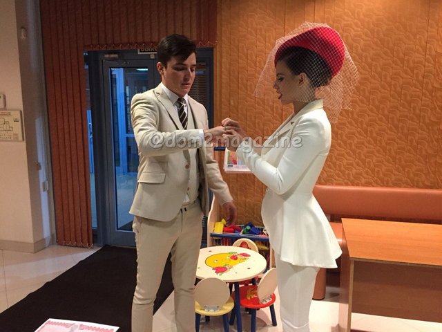 Артемова и Кузин официально стали супругами