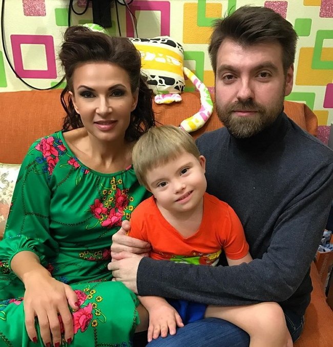 Ольга Бузова вновь вспомнила о предательстве экс-супруга