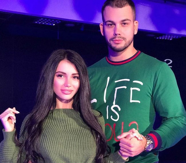 Лилия Четрару и Сергей Захарьяш засобирались за ворота