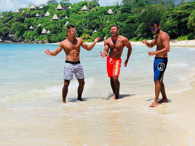 Фото участников с Сейшел (13.12.2017)