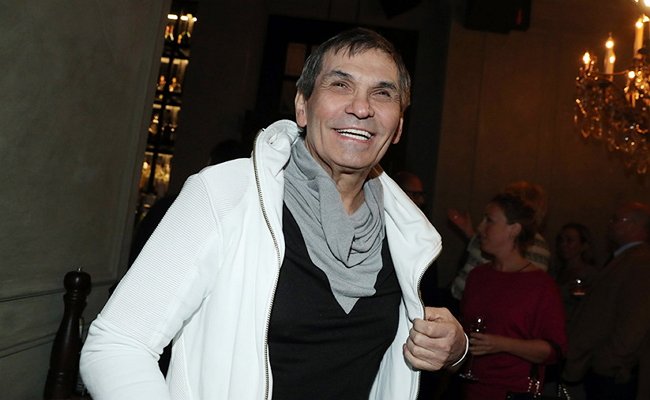 Бари Алибасов оставил Рустама Калганова без гонорара