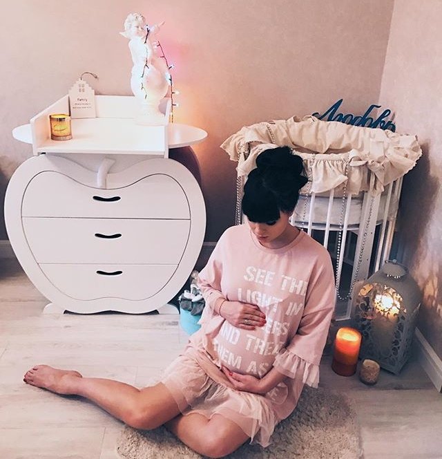 Нелли Ермолаева продумывает интерьер детской