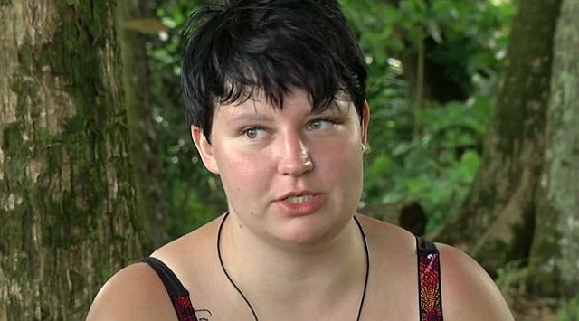 Александра Черно выдает сына за племянника?