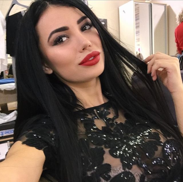 Сергей Захарьяш предложил возлюбленной найти «папика» 