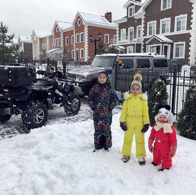 Фотоподборка детей участников (28.12.2017)