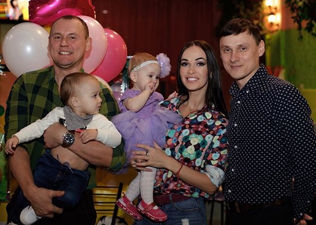 Степан Меньщиков помирился с супругой ради дочери