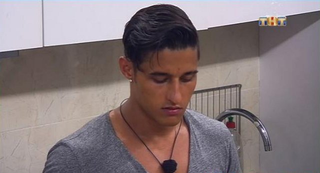 Мнение: Кому мешает пара Руслана и Карины?