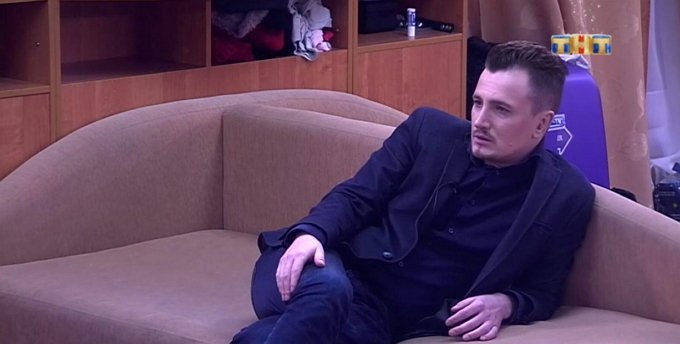 Мнение: Кадони подрабатывает сводней?