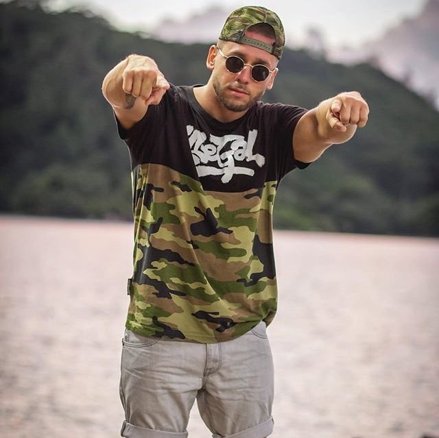 Сергей Кучеров стал причиной распада пары с Сейшел