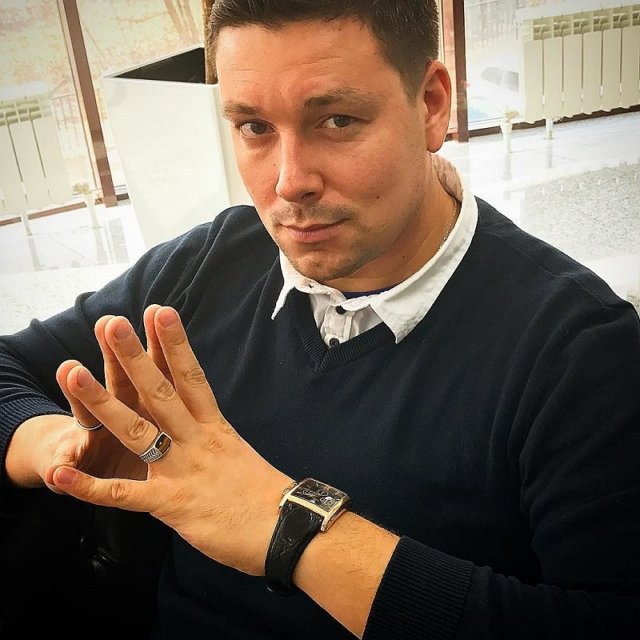 Марина Африкантова манипулирует Романом Капаклы