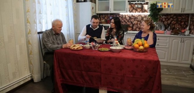 Катя Зиновьева: Родители зовут нас жить с ними