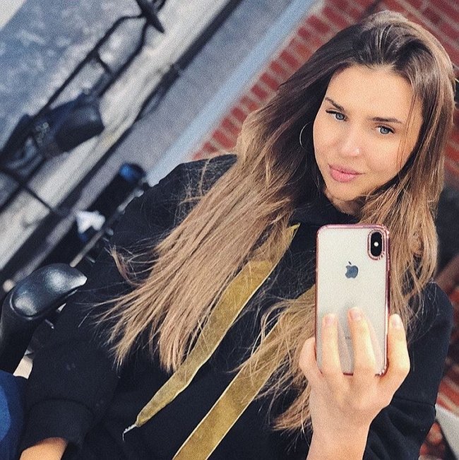 Элла Суханова: Бывает, что люди расходятся