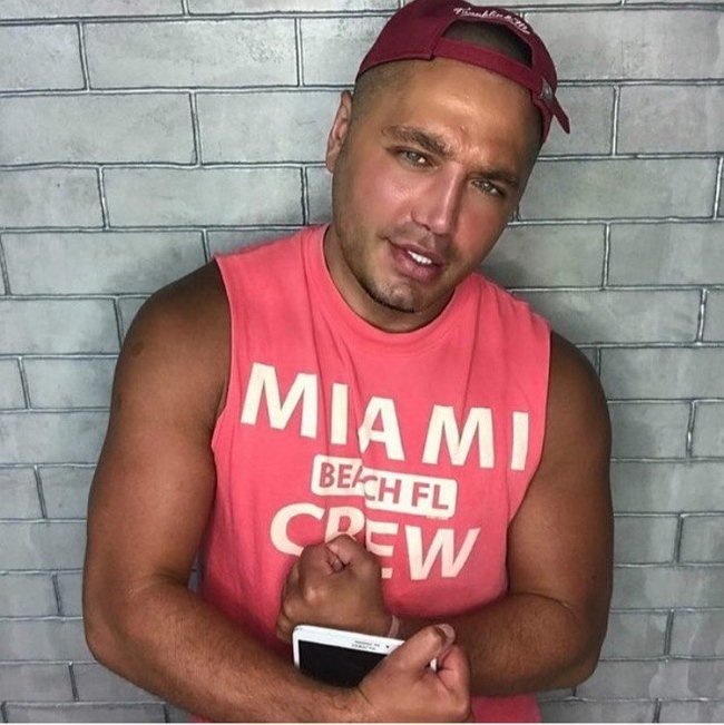 Блог редакции: Рустам Калганов критикует Катю Жужу