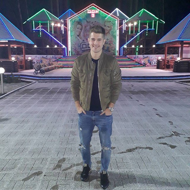 Роман Гриценко решил драться с Батрутдиновым за Бузову