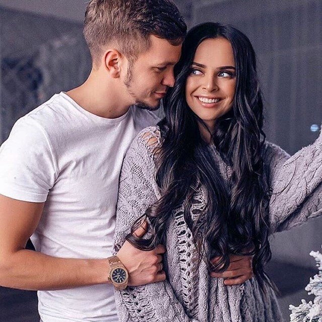 Из блога Редакции: Романец и Гусев покупают дорогой таунхаус