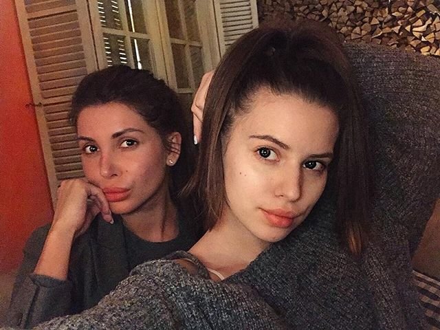 Александра Артёмова открывает свой магазин одежды