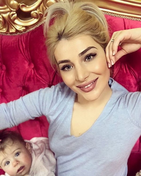 Тата Блюменкранц бросает дочь ради медового месяца