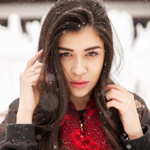 Мнение: Ивана не такая простая девушка?