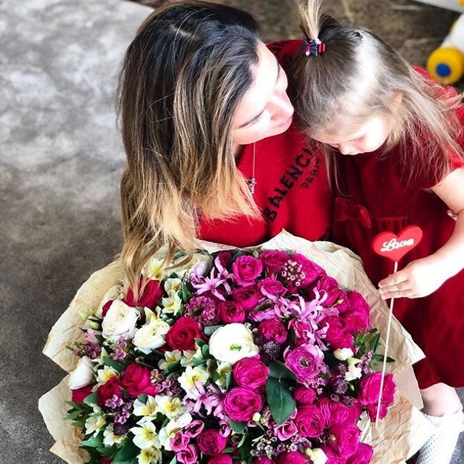 Курбан Омаров подарил дочери шикарный подарок