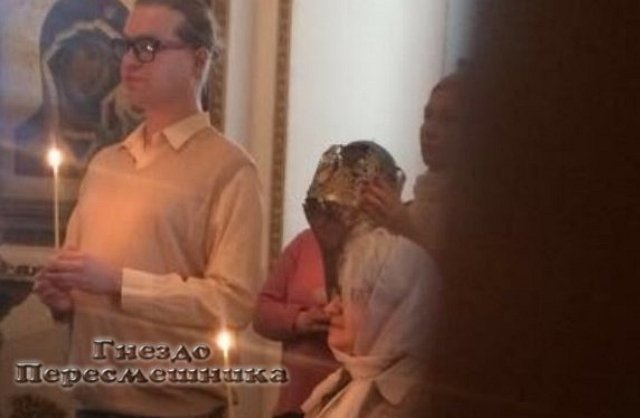 Гоген Солнцев на днях обвенчался со старушкой