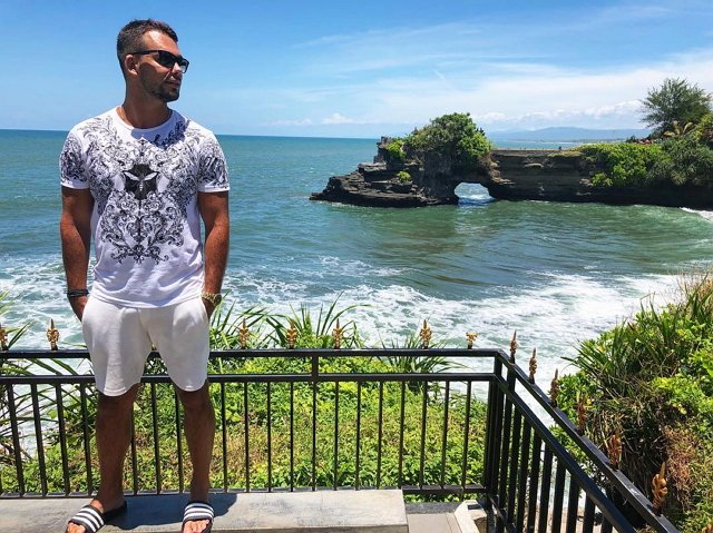 Фотоподборка с отдыха Захарьяша и Четрару на Бали