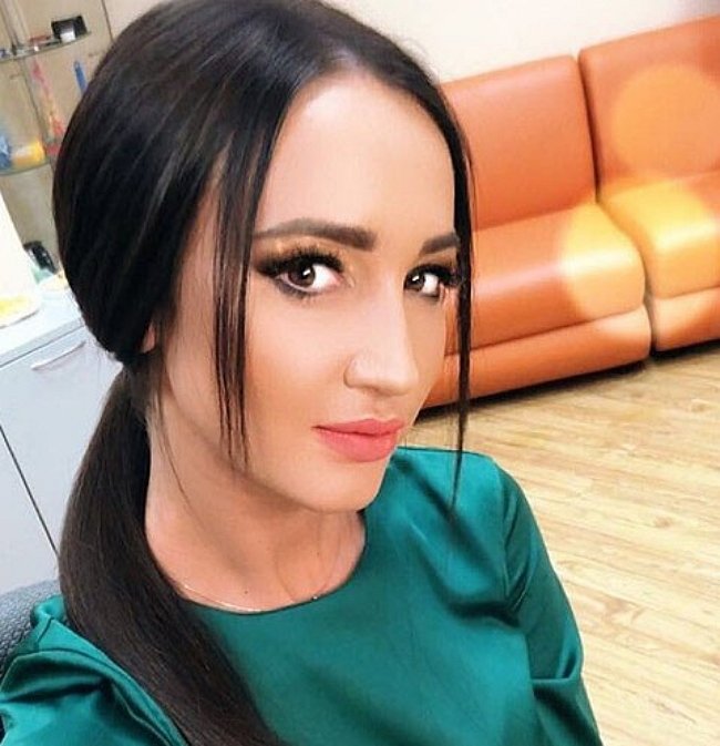 Ольга Бузова заинтриговала фанатов, показав подаренное кольцо