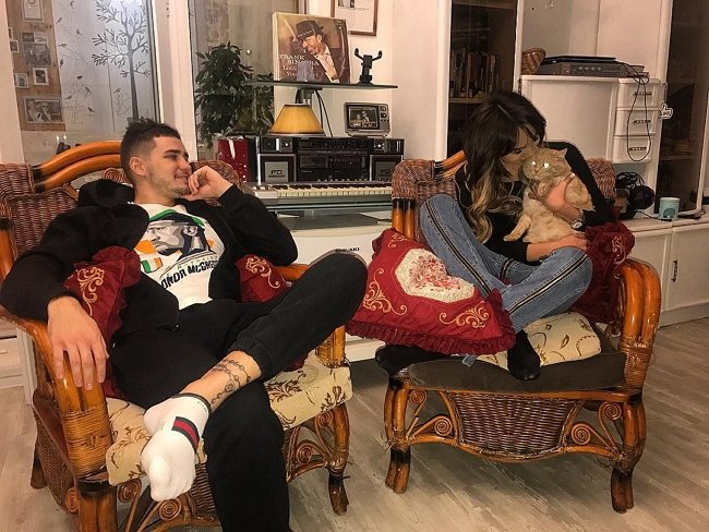 Лера Фрост устала от «больных» отношений с Захаром Саленко