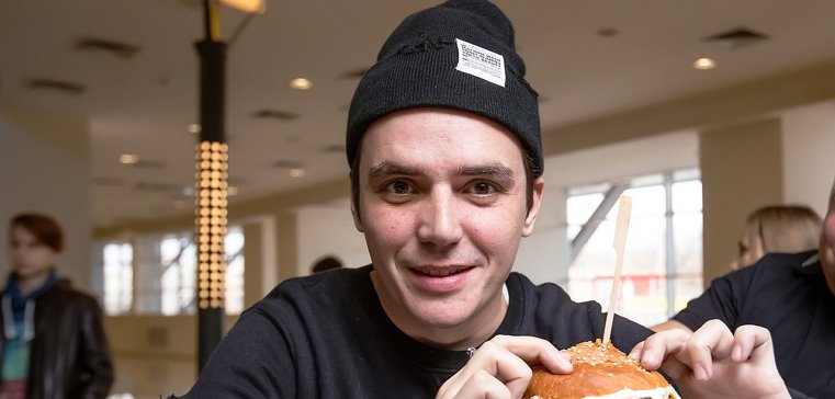 Евгений Кузин мечтает о большой семье