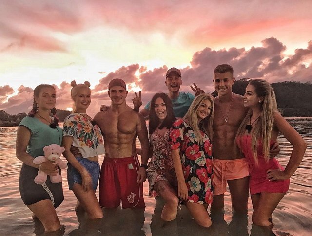 Фото участников с Сейшел (6.03.2018)