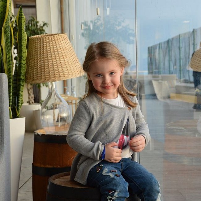 Фотоподборка детей участников (8.03.2018)