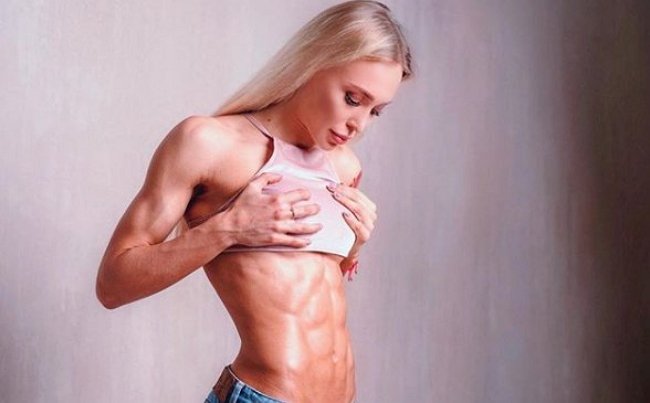 Лиза Полыгалова напугала фанатов своими формами