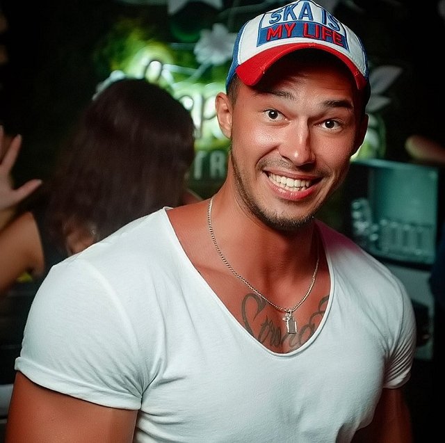 Саймона Марданшина выставили за ворота?