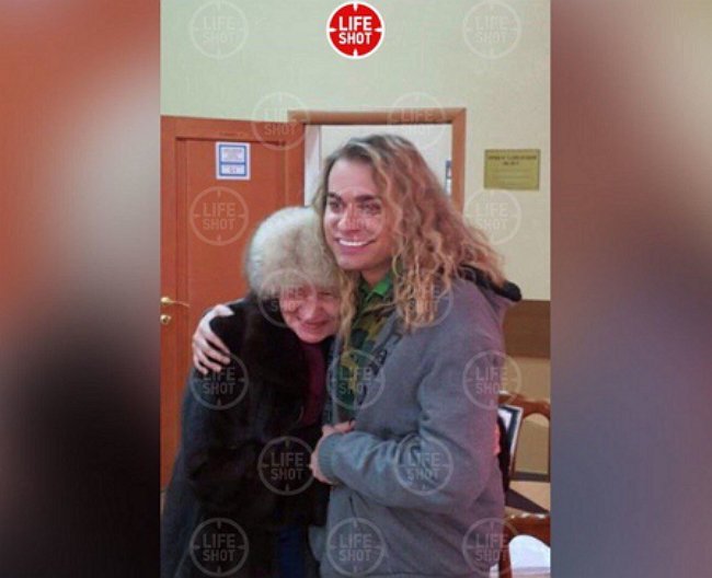 Гоген Солнцев отвёл свою 70-летную суженую в ЗАГС