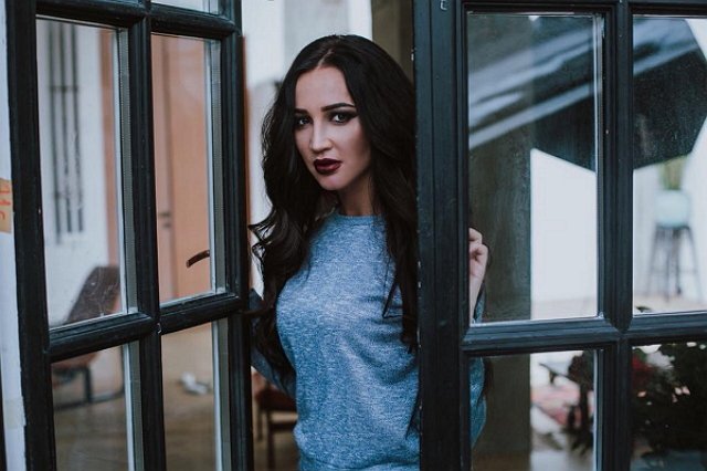 Ольга Бузова запускает телешоу «БузоваTV» 